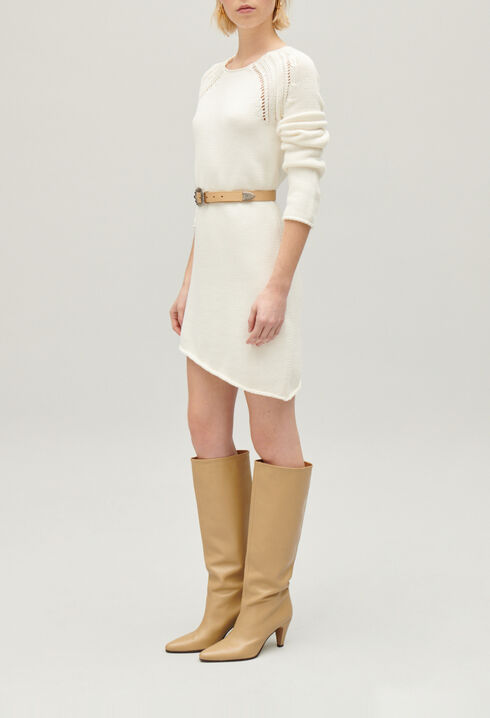 Kurzes, asymmetrisches Strickkleid Ecru