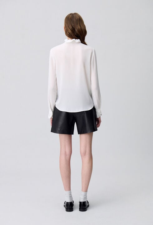 Bluse mit viktorianischem Kragen