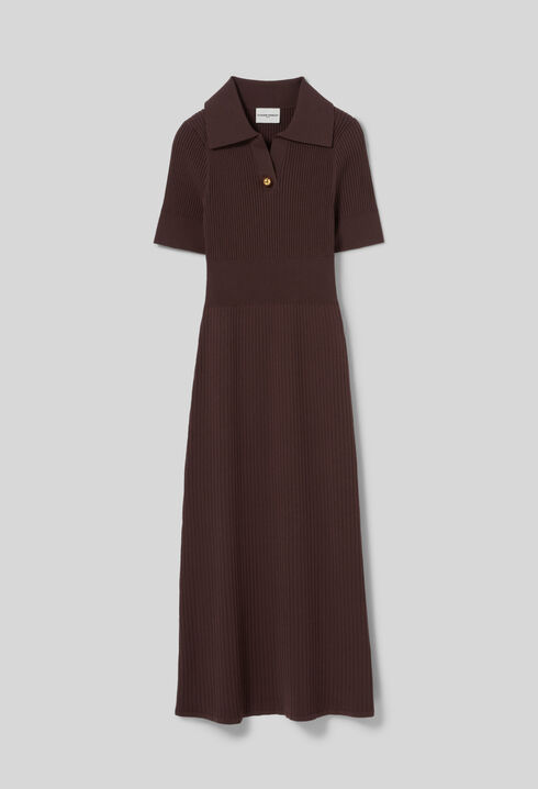 Knielanges Strickkleid