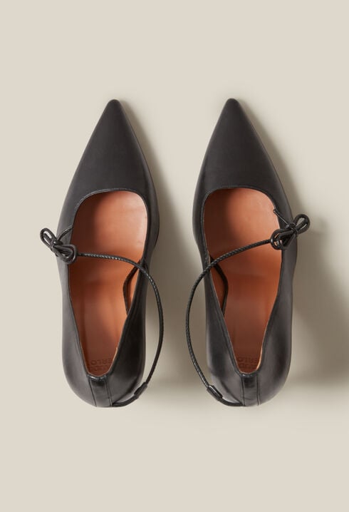 Schwarze Leder-Pumps