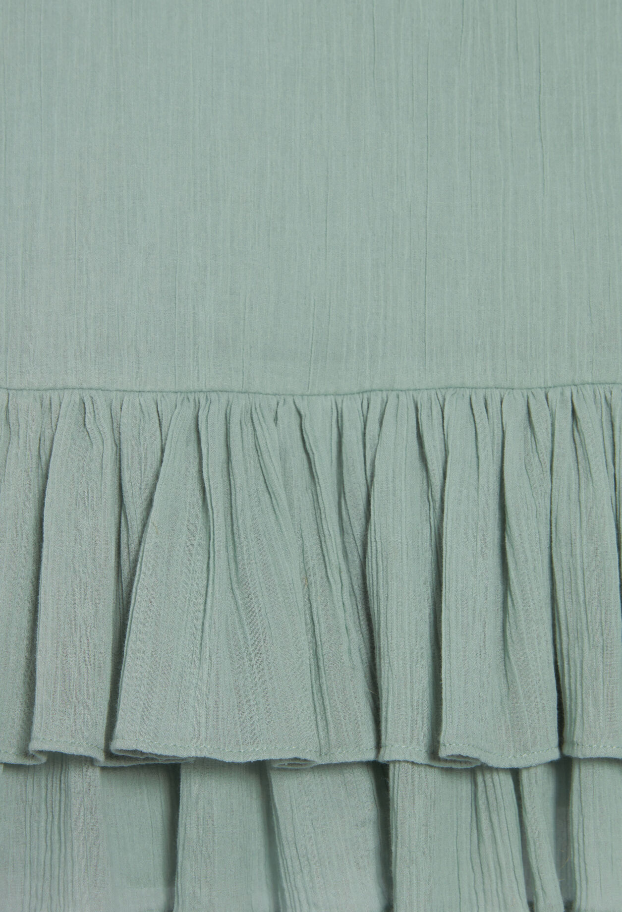 Kurzes Top mit Volantbesatz