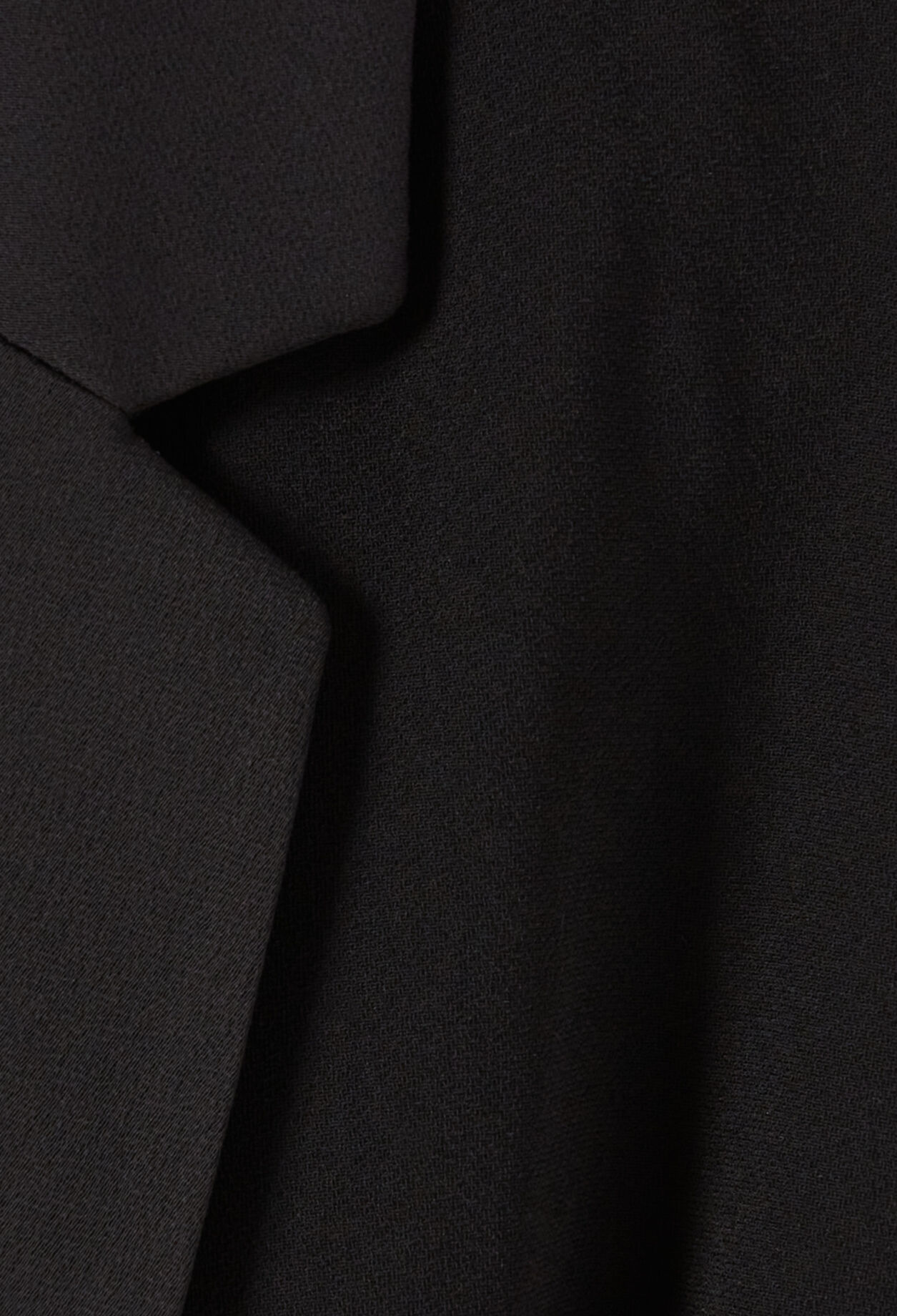 Wickelkleid mit Reverskragen