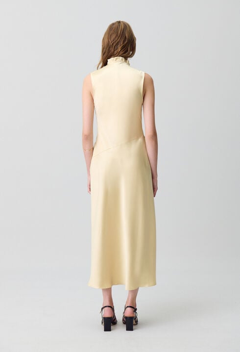 Fließendes Maxikleid