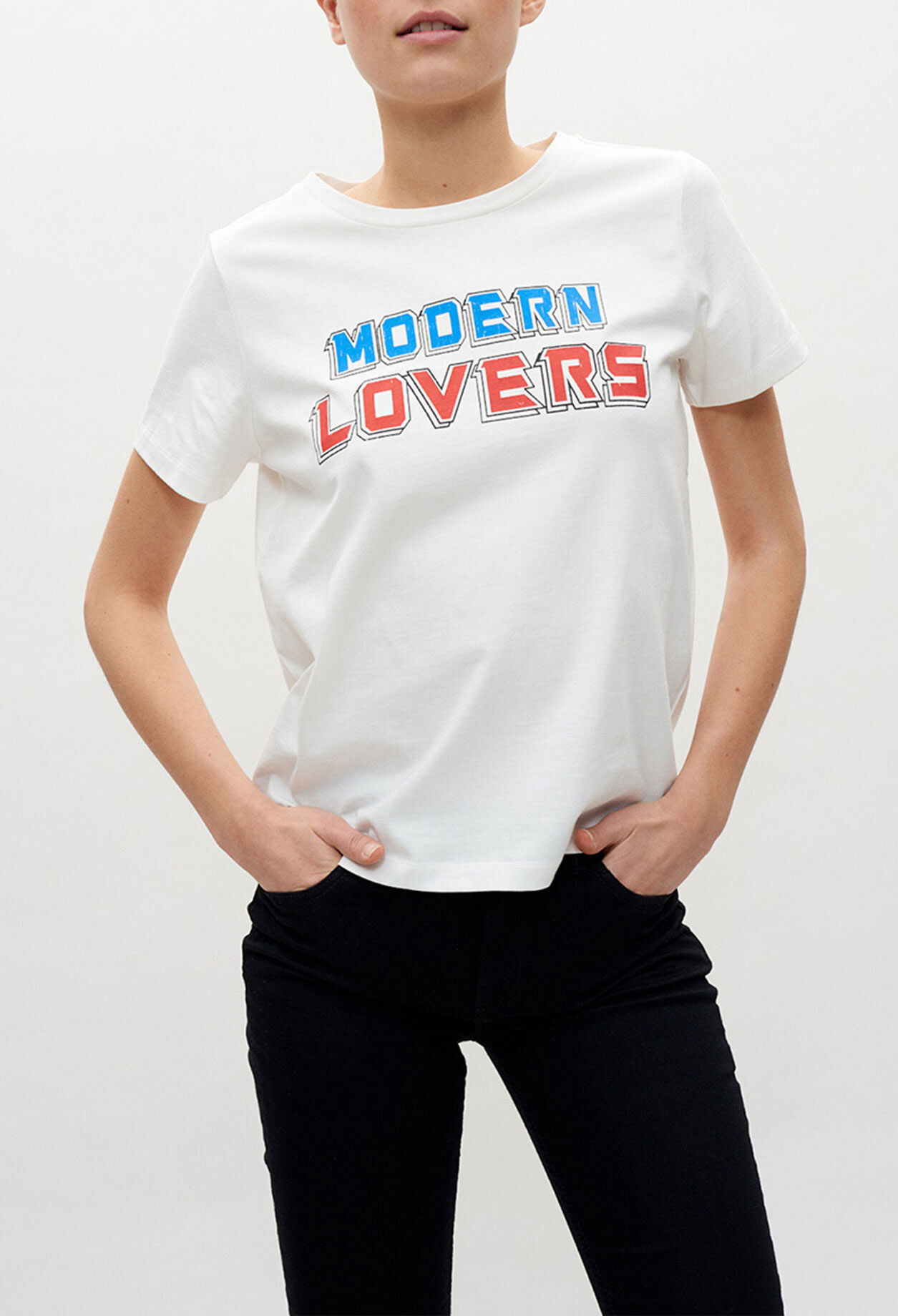 Weißes T-Shirt mit Siebdruck
