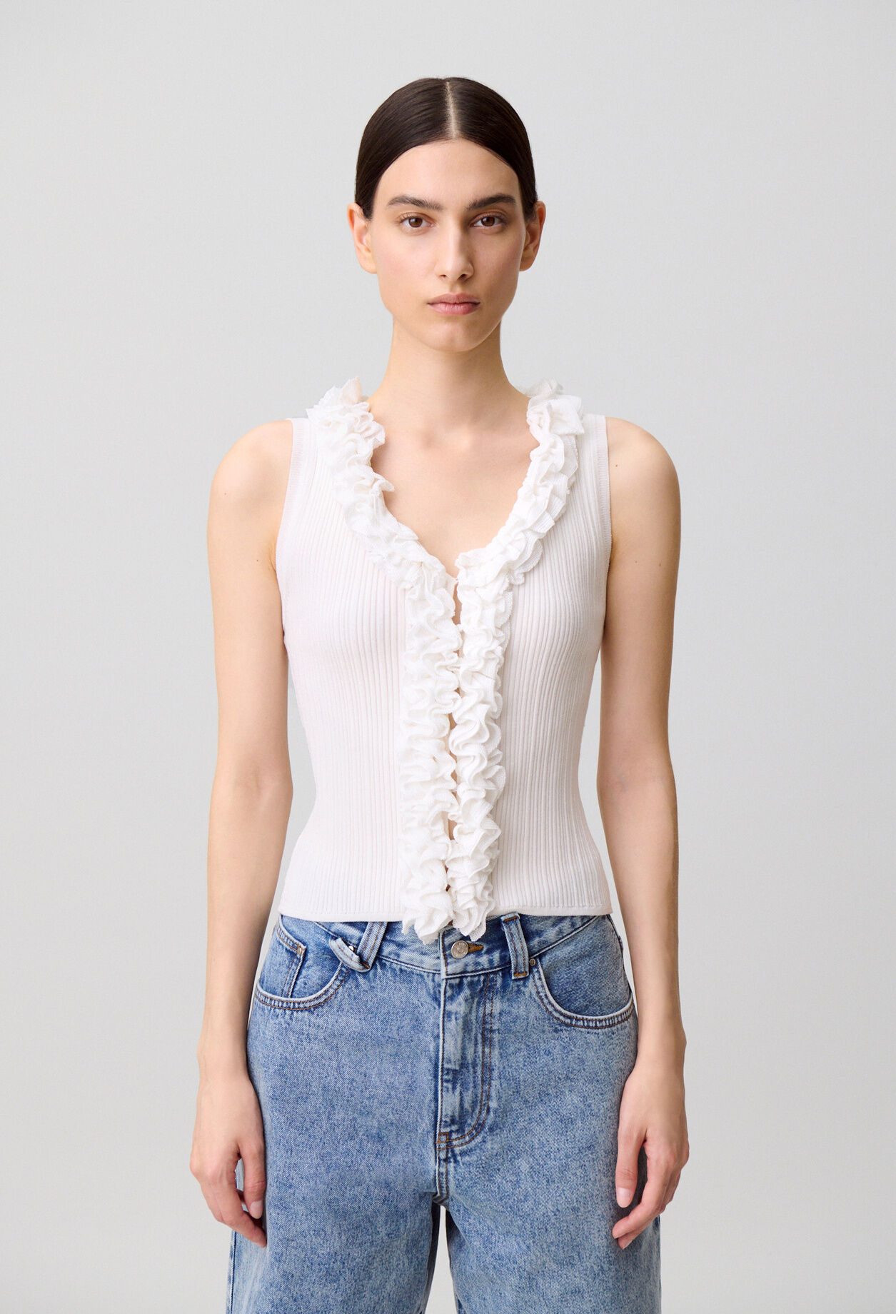 &Auml;rmelloses Top
