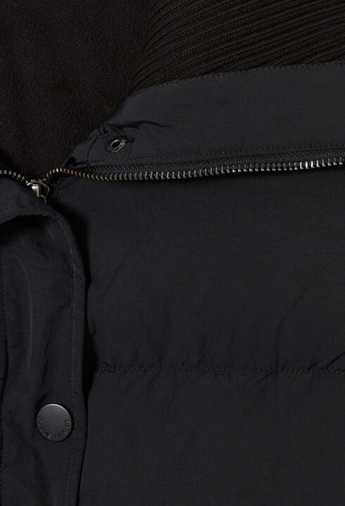 Kurze Daunenjacke
