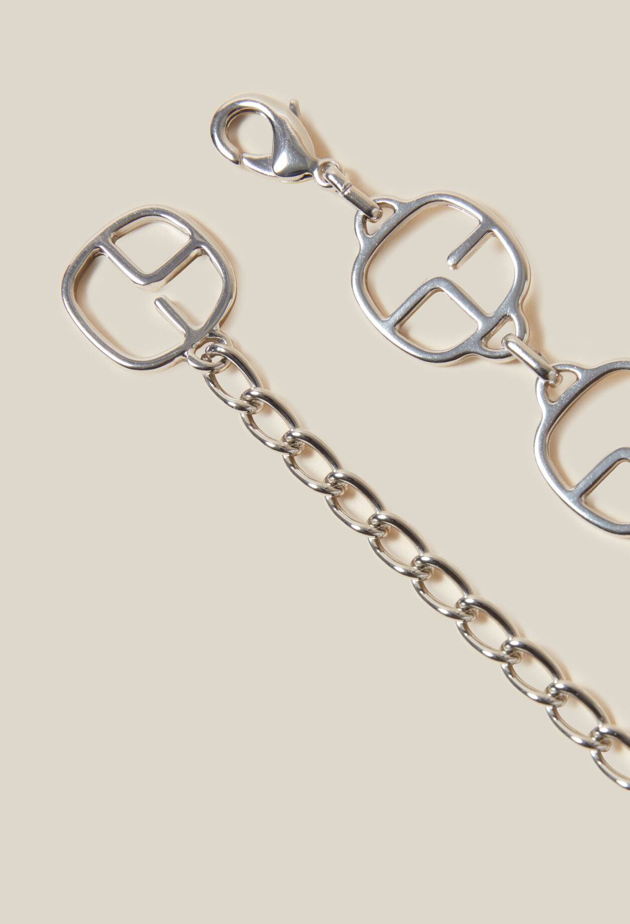 Monogrammgürtel mit verstellbarer Kette
