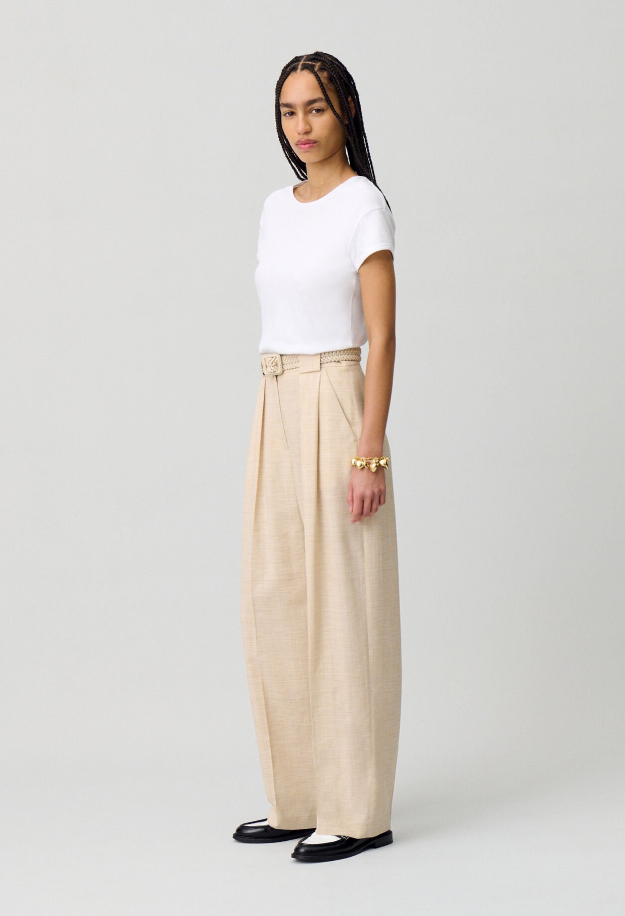 Weite Hose mit hoher Taille