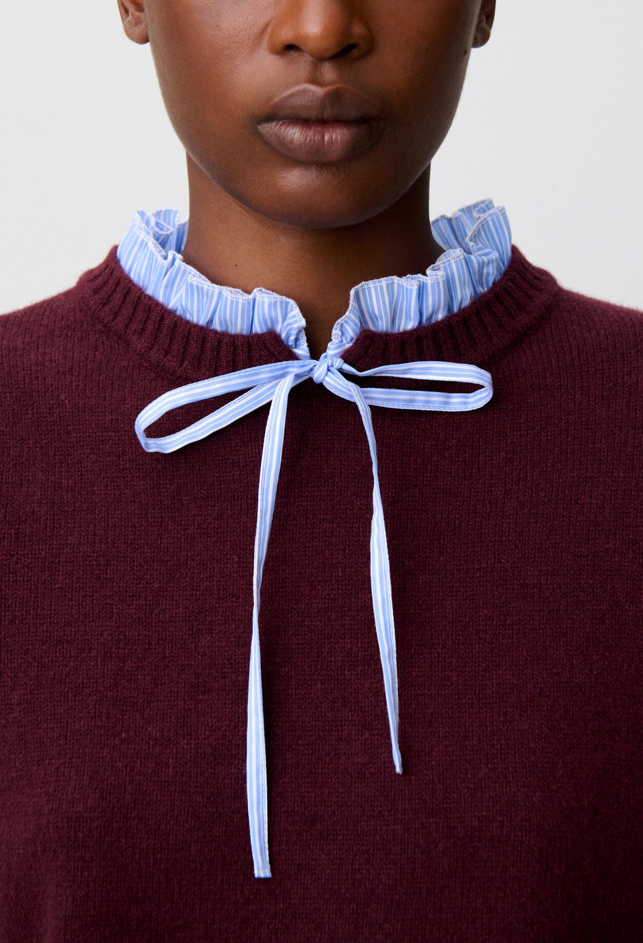 Gestreifter Wollpullover
