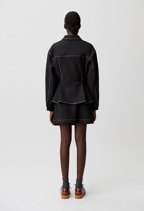 Taillierte Schößchenjacke