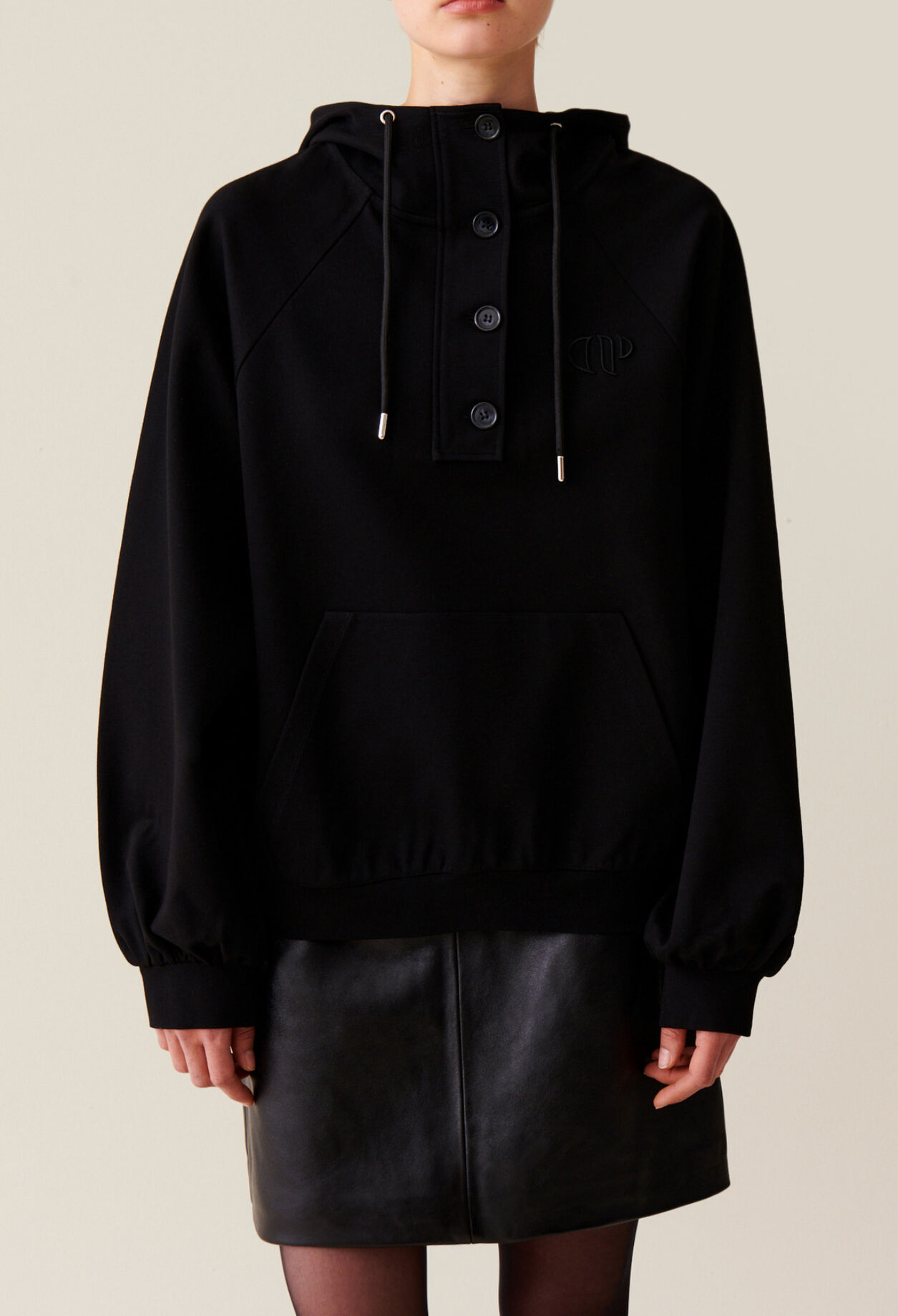 Schwarzes Kapuzen Sweatshirt