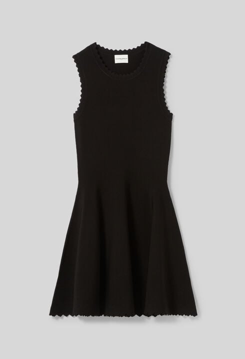Kurzes Skaterkleid feinem Strick