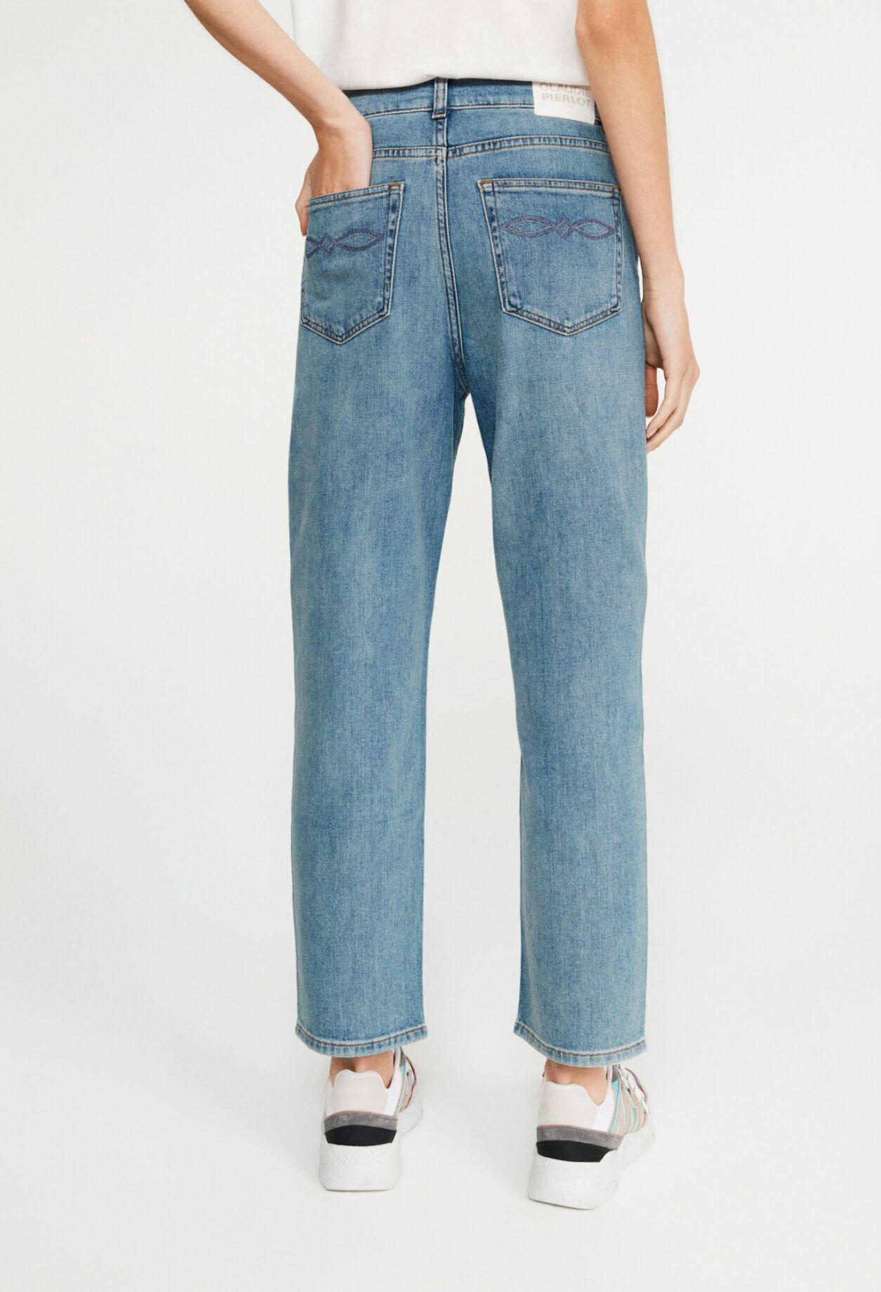 Verwaschene Blue-Jeans in Bio-Baumwolle