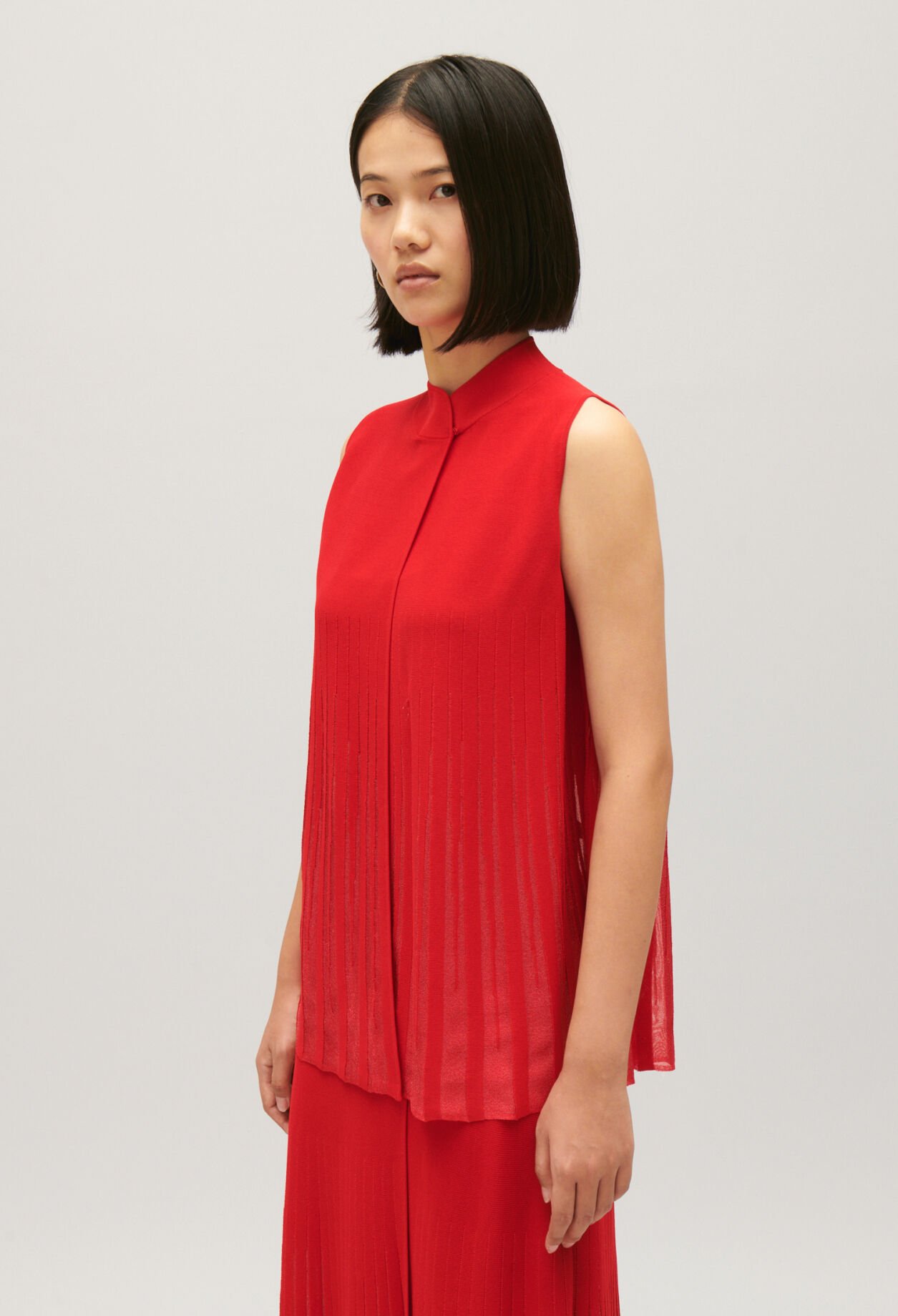 Fließendes Top ohne Ärmel