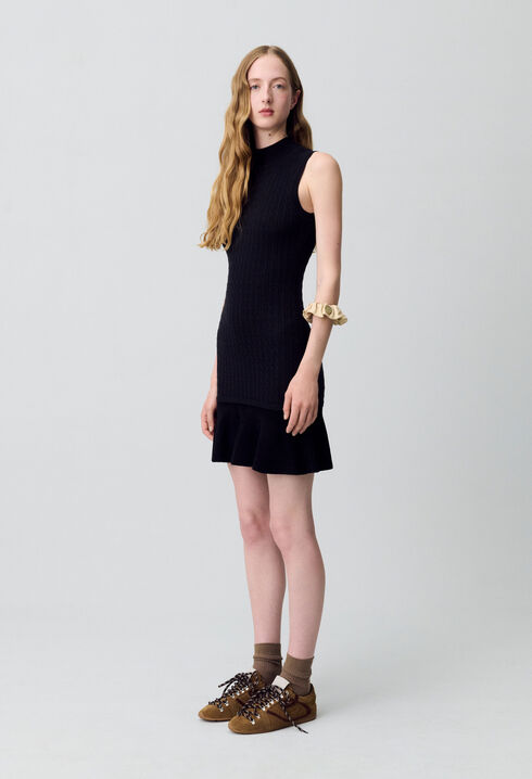 Rollkragen-Strickkleid
