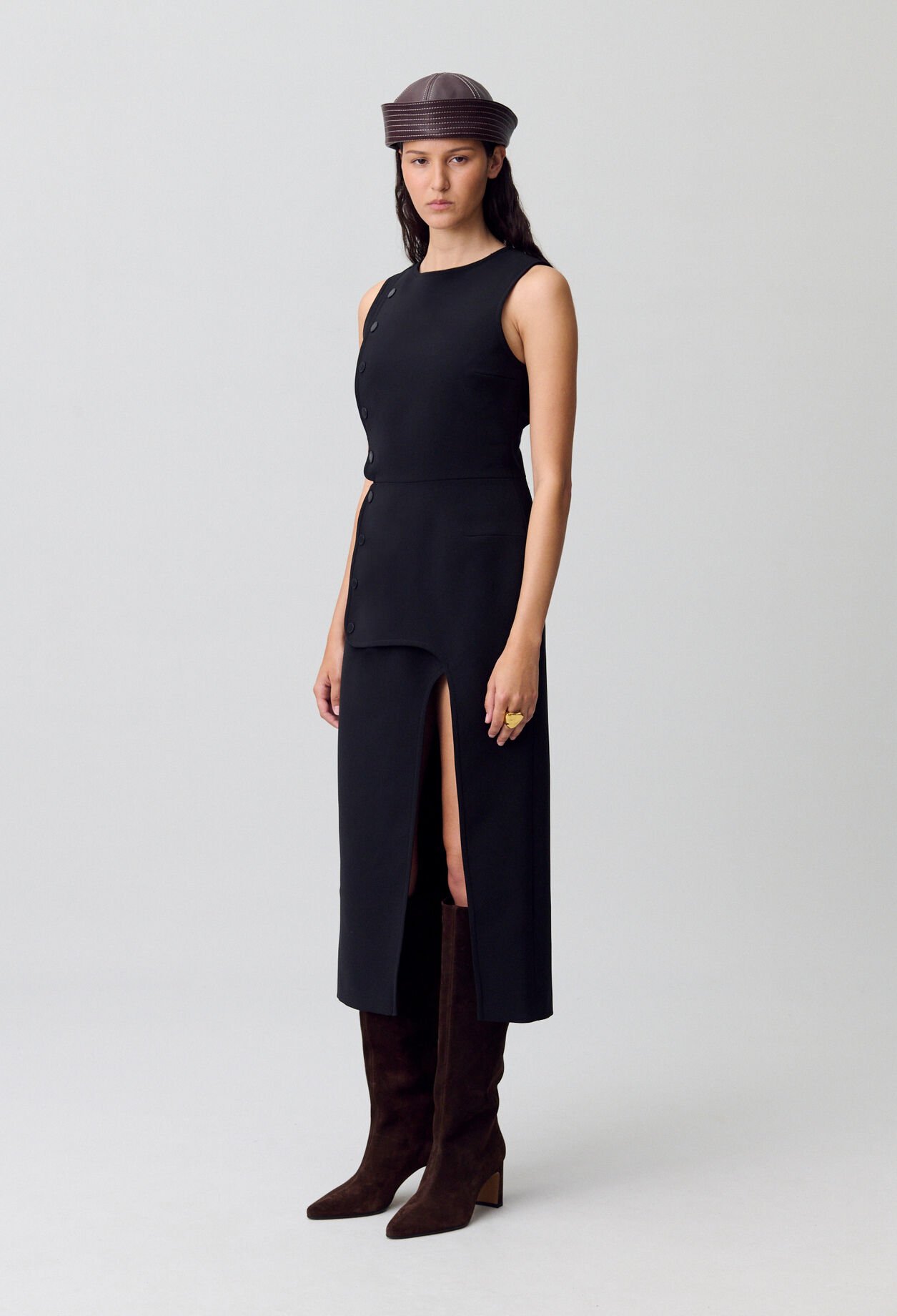 Langes schwarzes Kleid