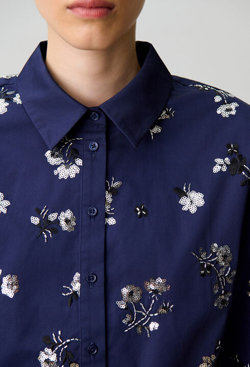 Kurzes Blusenhemd mit Blumenmuster