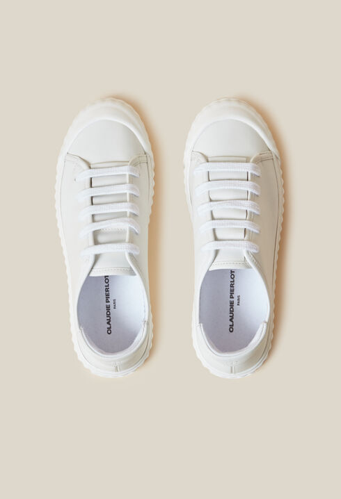 Weiße Ledertennisschuhe