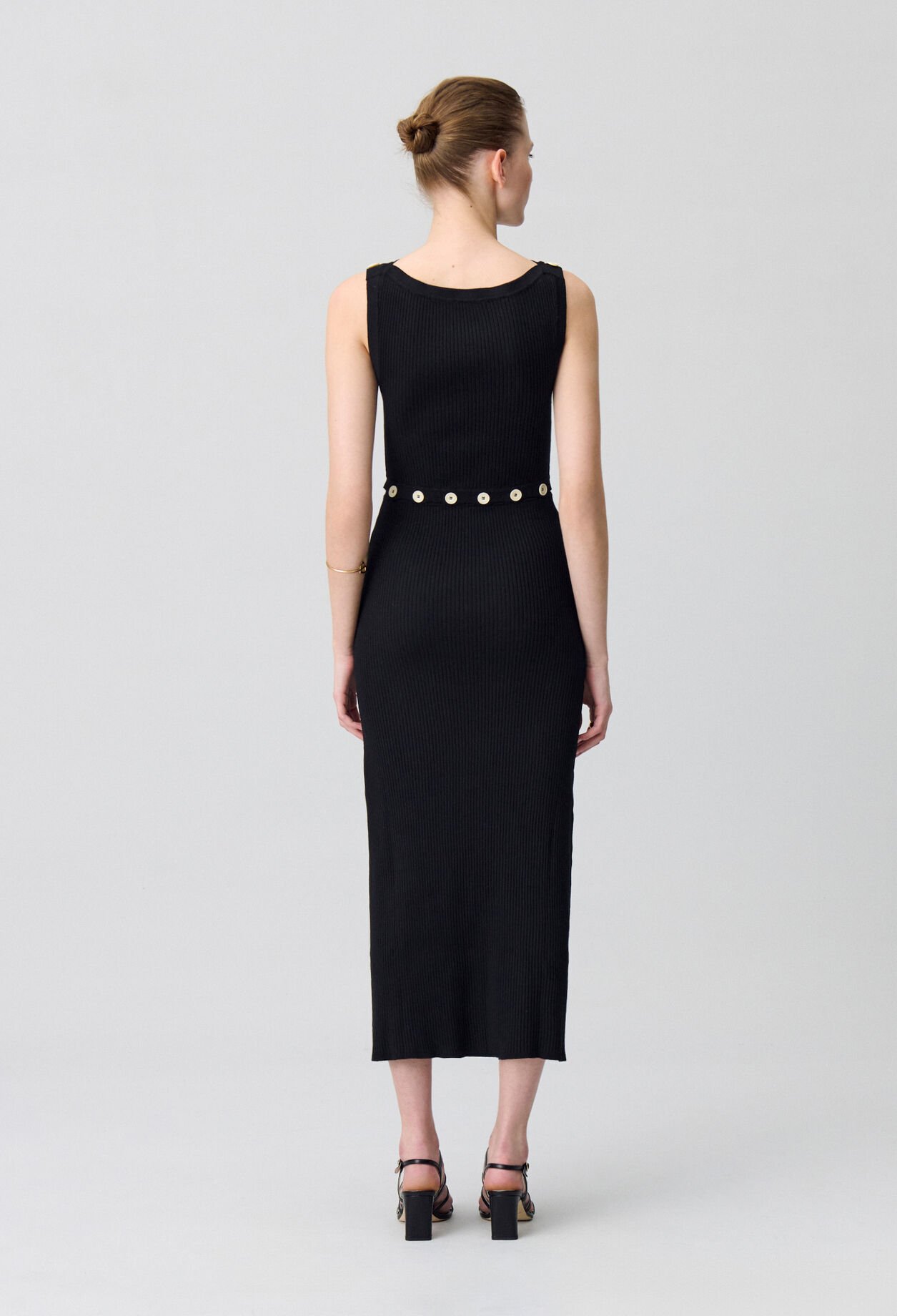 Knielanges Strickkleid