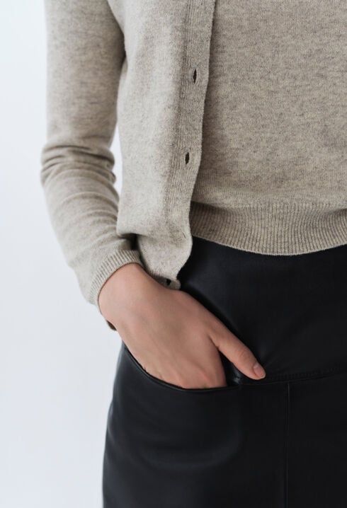 Wollcardigan mit CP-Stickerei