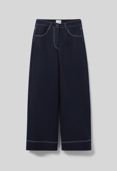 Weit geschnittener Hose mit Saum