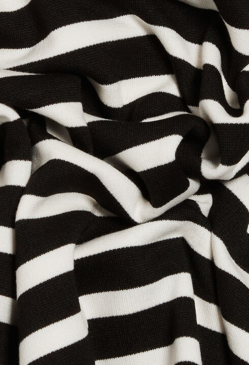 Zweifarbiges gestreiftes T-Shirt