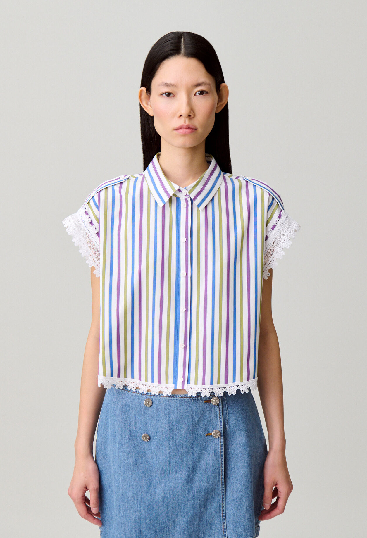 Gestreifte Bluse mit Spitze