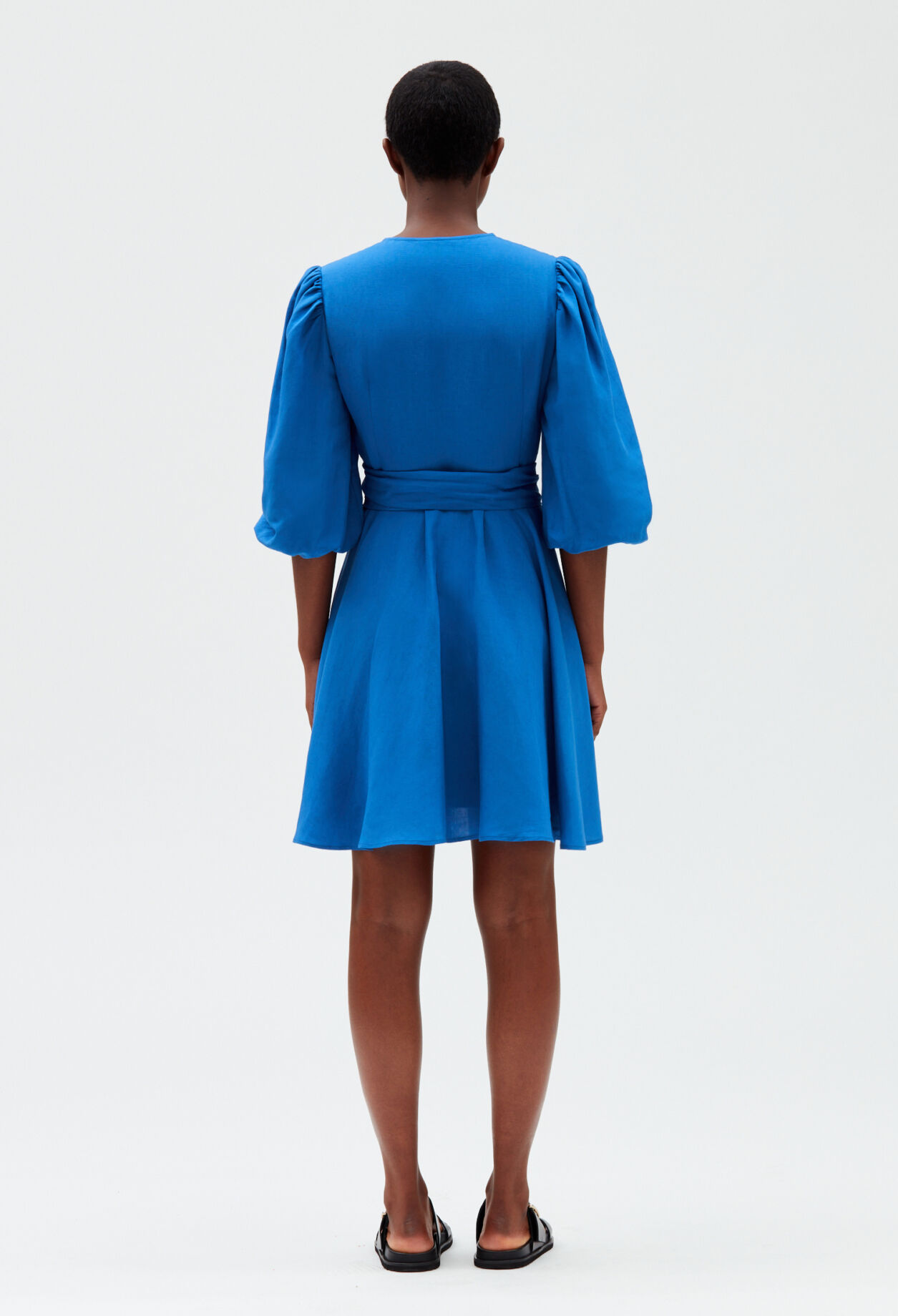 Kurzes Wickelkleid