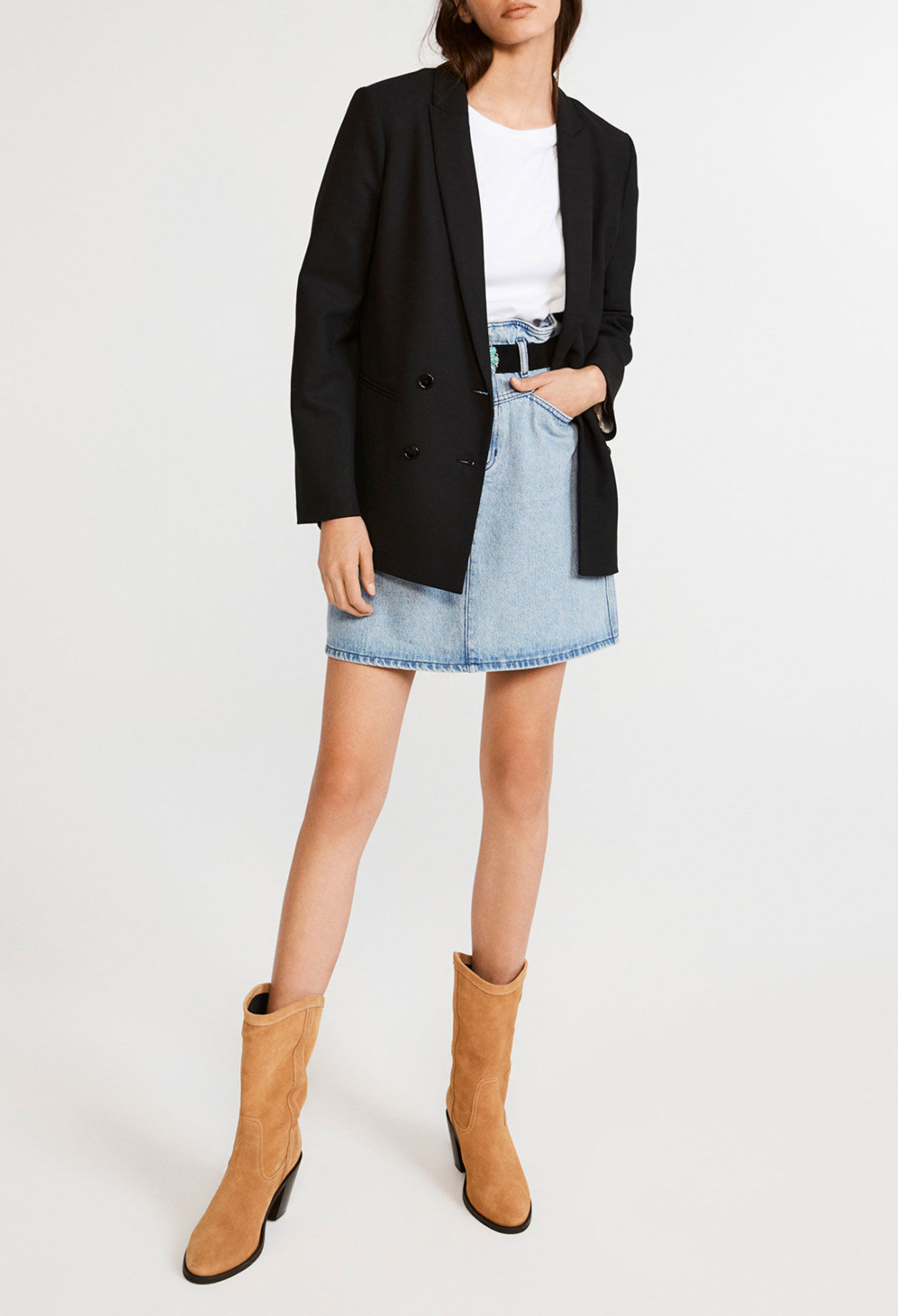 Schwarzer Blazer