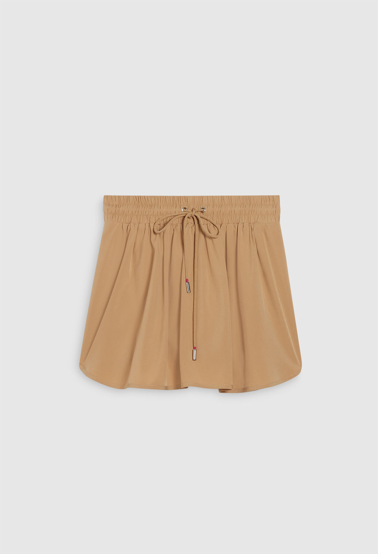 Weich fallende Shorts
