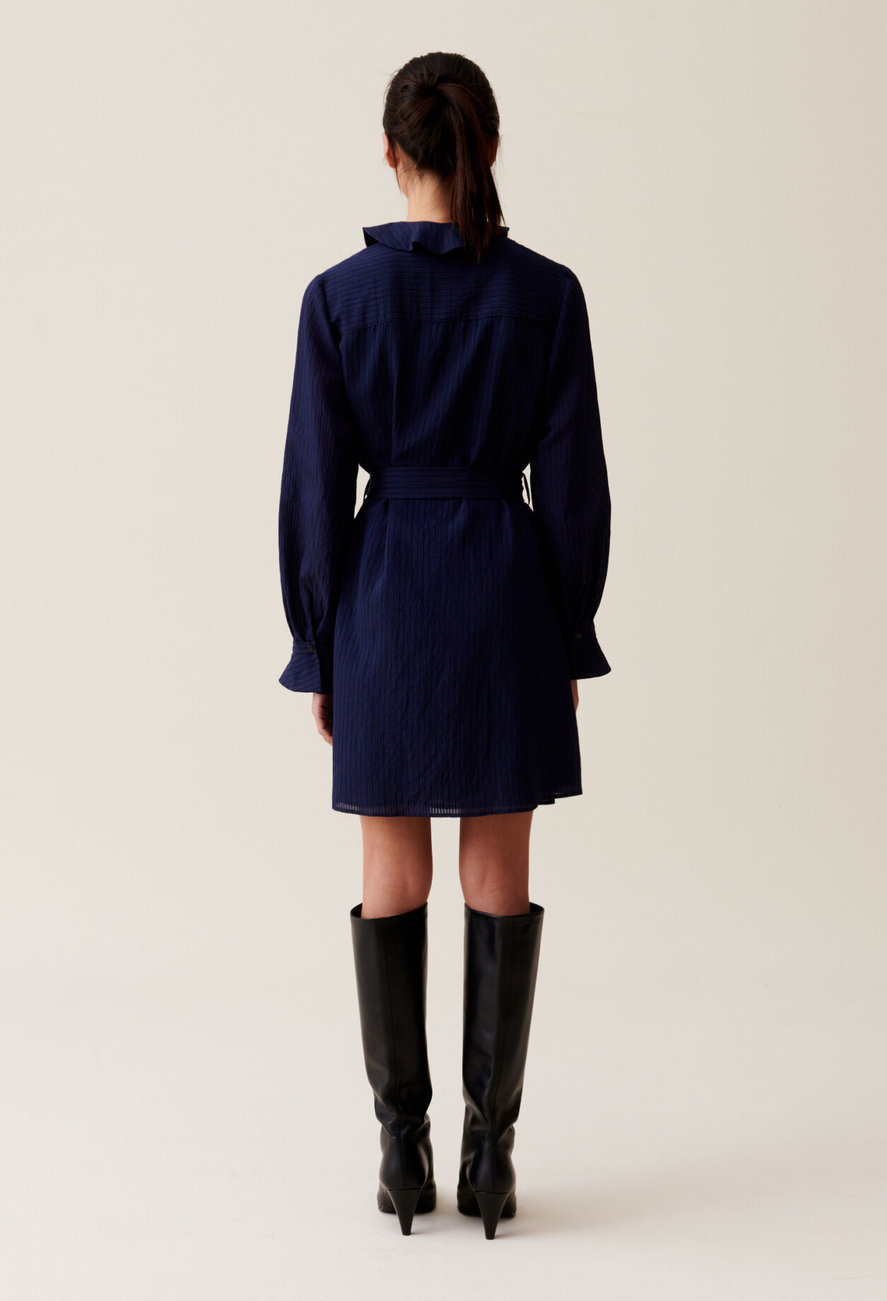 Gestreiftes Kleid Rüschen Blau
