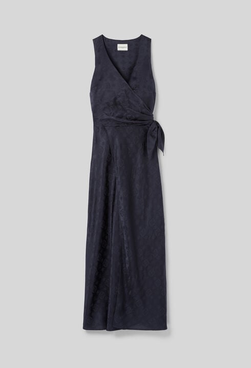Fließendes Maxikleid