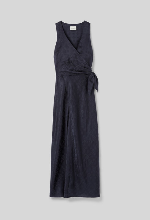 Fließendes Maxikleid