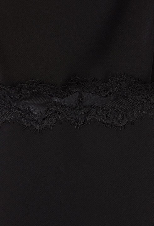 Rückenfreies Spitzenkleid