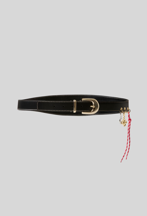 Lederg&uuml;rtel mit &Ouml;sen und Charms