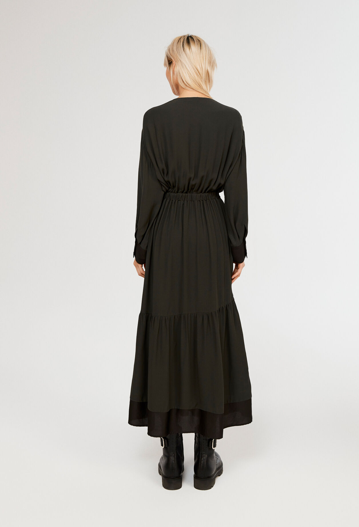 Langes Kleid