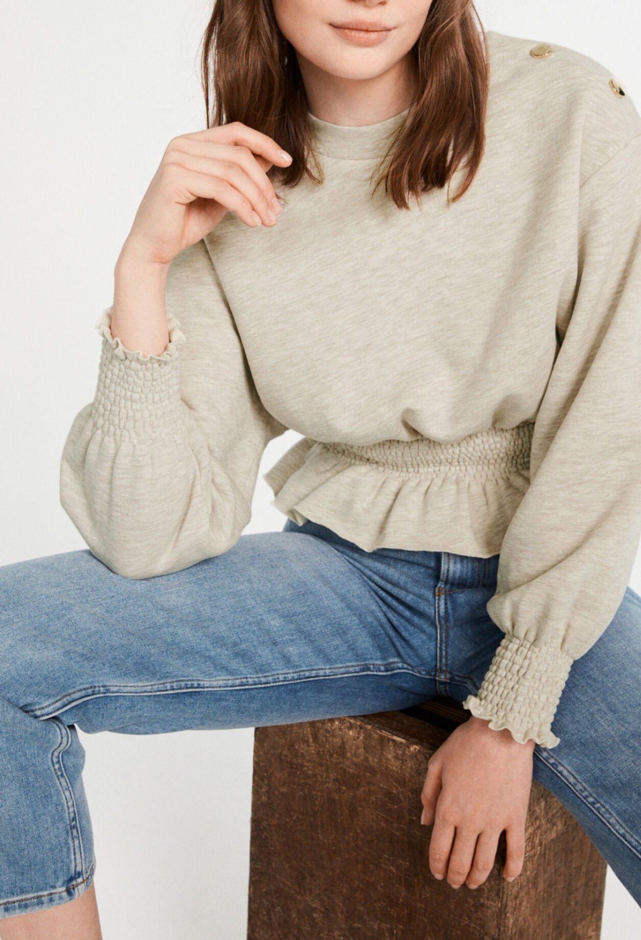 Graues Sweatshirt