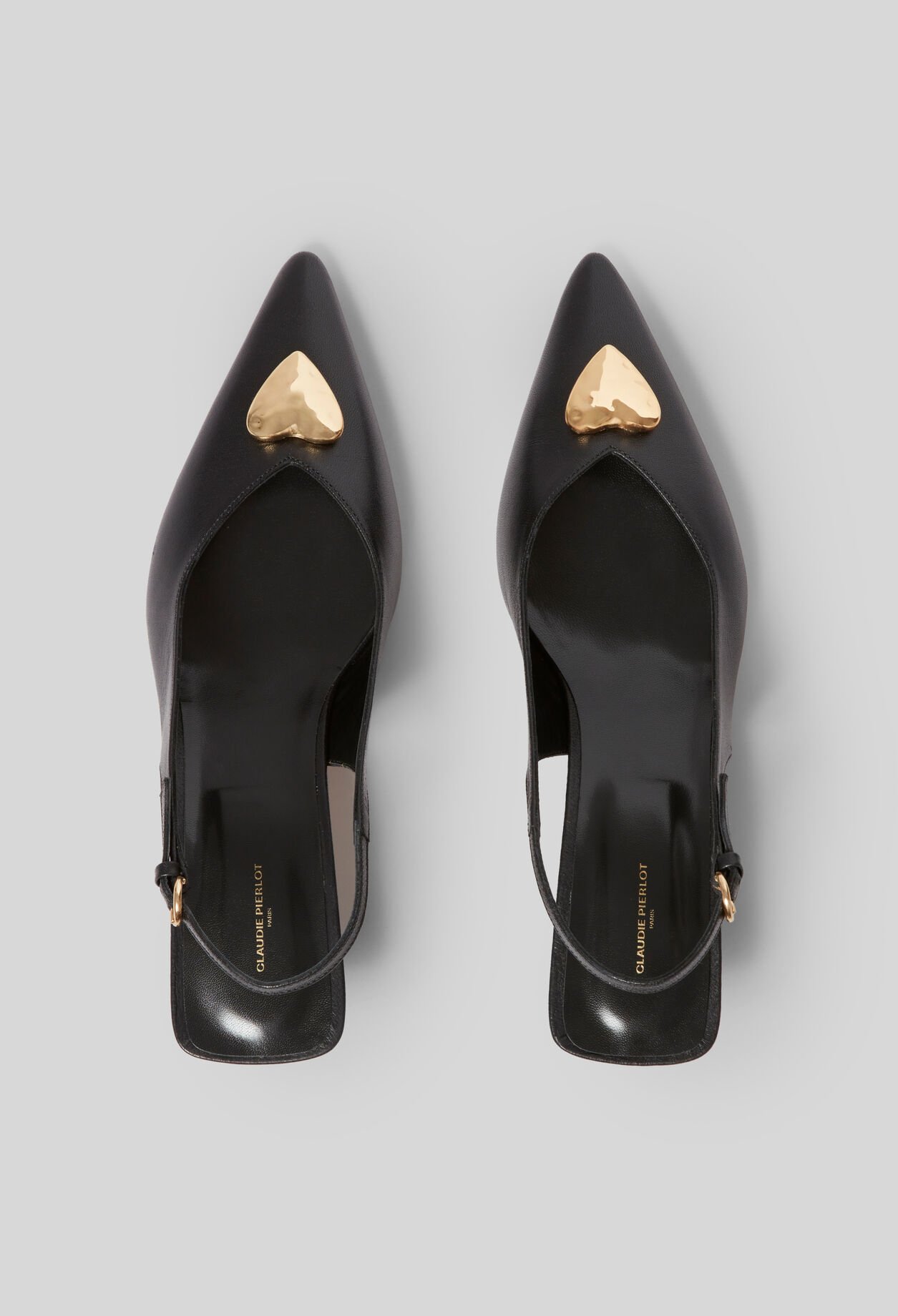 Pumps mit goldenem Herz
