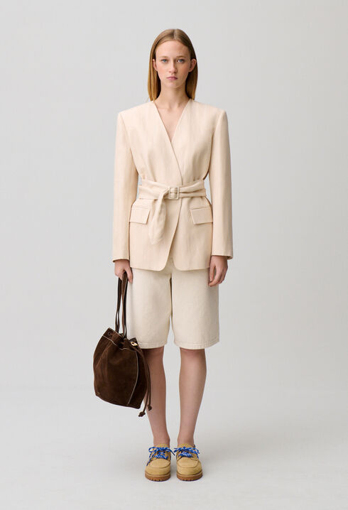 Taillierte Jacke mit Kimono-Kragen