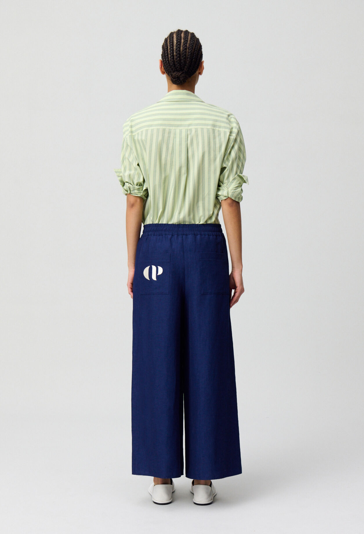 Weite leichte Hose