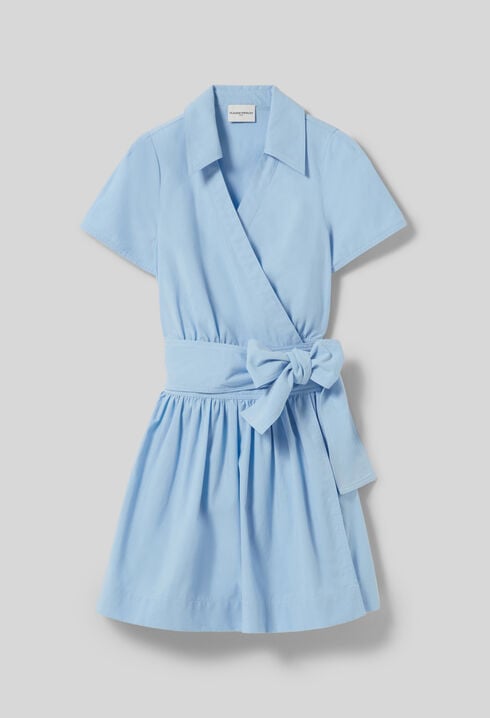 Langes Kleid mit Gürtel
