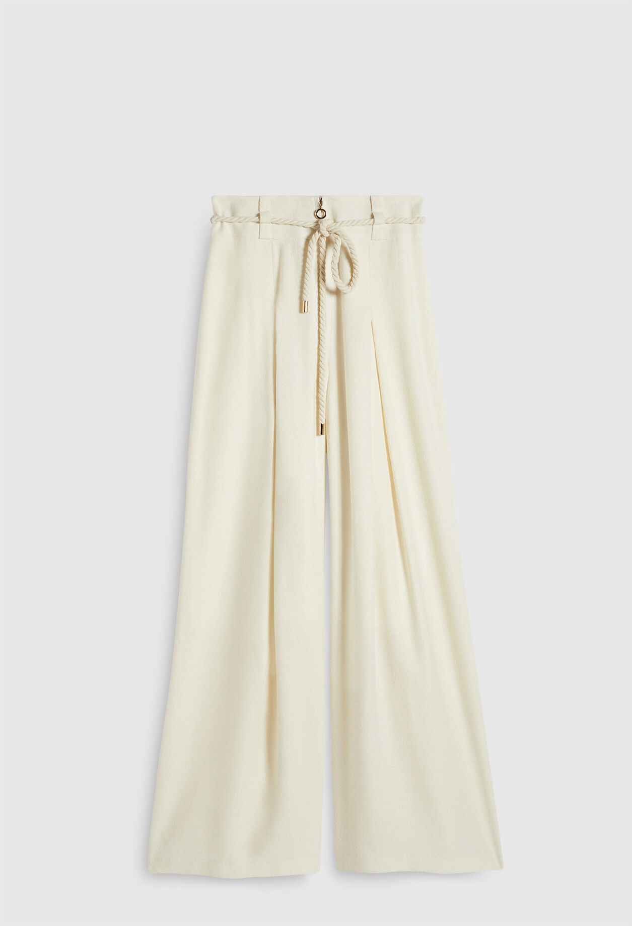 Ausgestellte Hose
