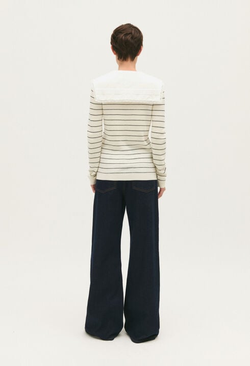 Pullover mit abnehmbaren Kragen