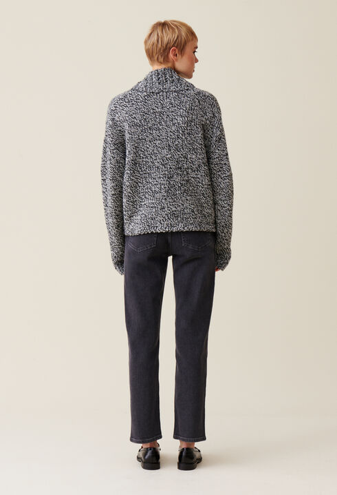 Grober Strickpullover V-Ausschnitt