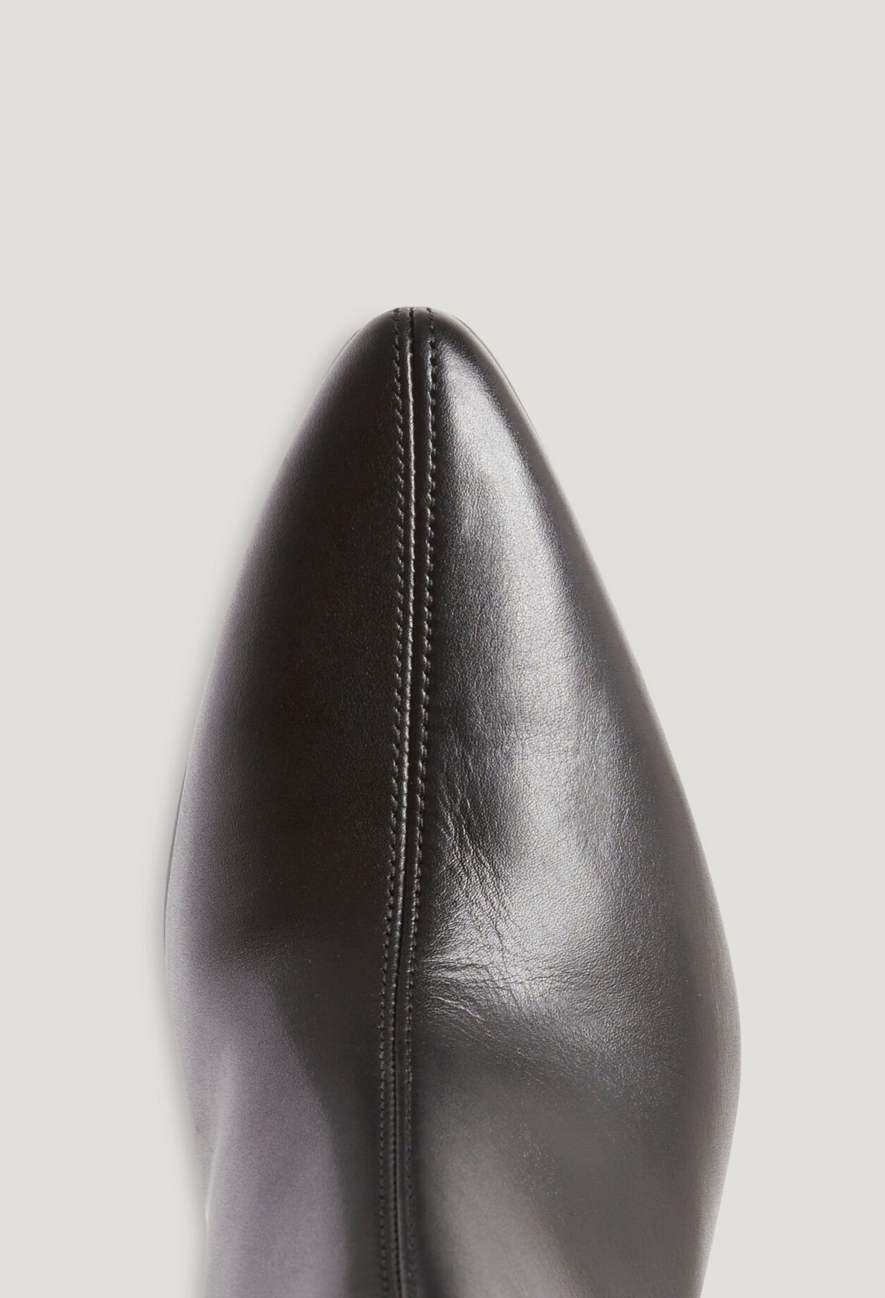 Schwarze Leder-Stiefeletten