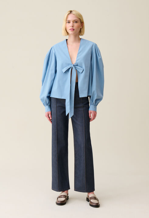 V-Ausschnitt Bluse zum Binden