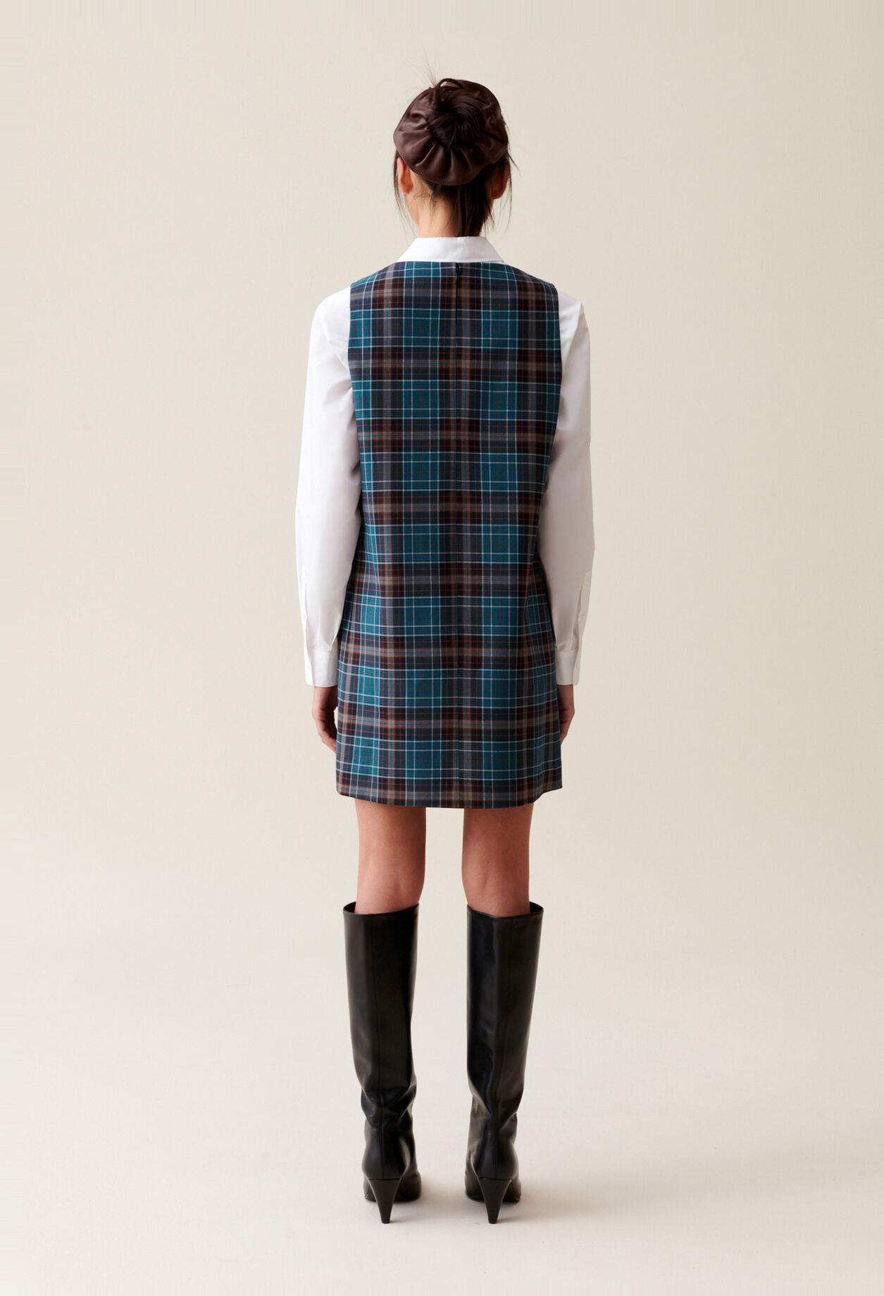 &Auml;rmelloses Kleid mit Karomuster