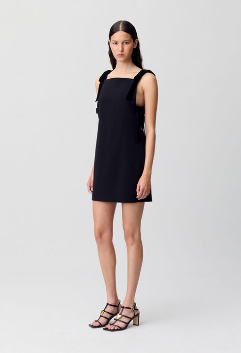 Kurzes Samtkleid