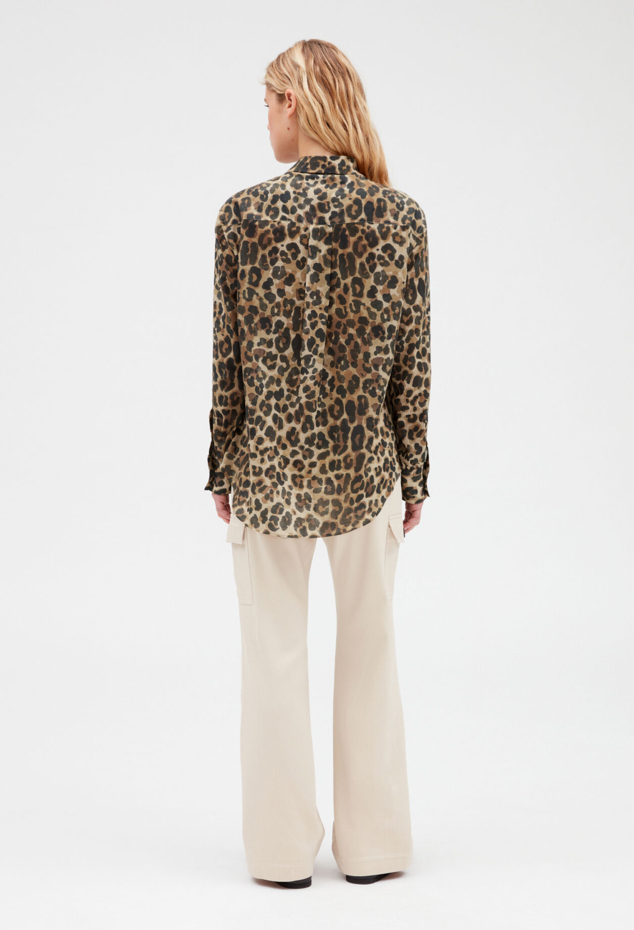 Leobluse