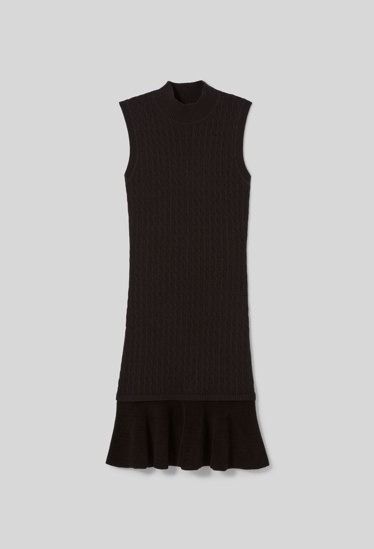 Rollkragen-Strickkleid